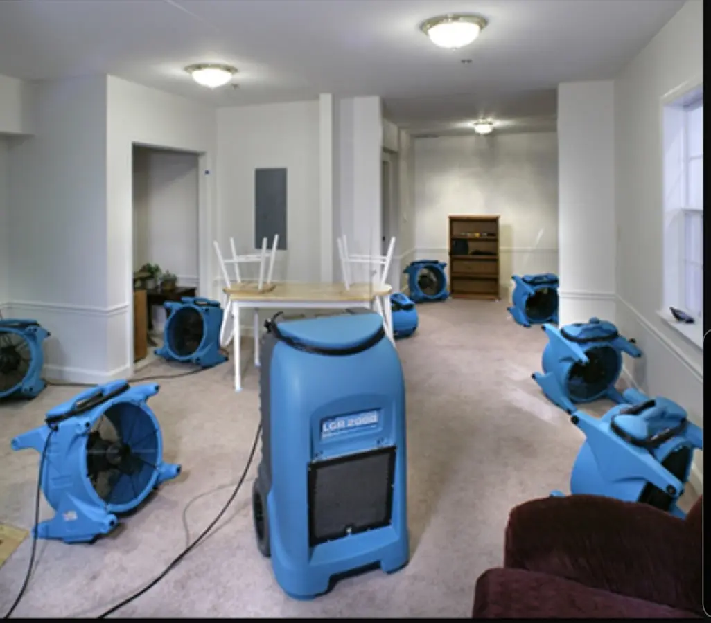 Air movers and dehumidifier setup for Water Extraction & Removal in Chanute